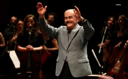 Yılmaz Büyükerşen, Eskişehir Büyükşehir Belediye Başkanlığı’na veda etti