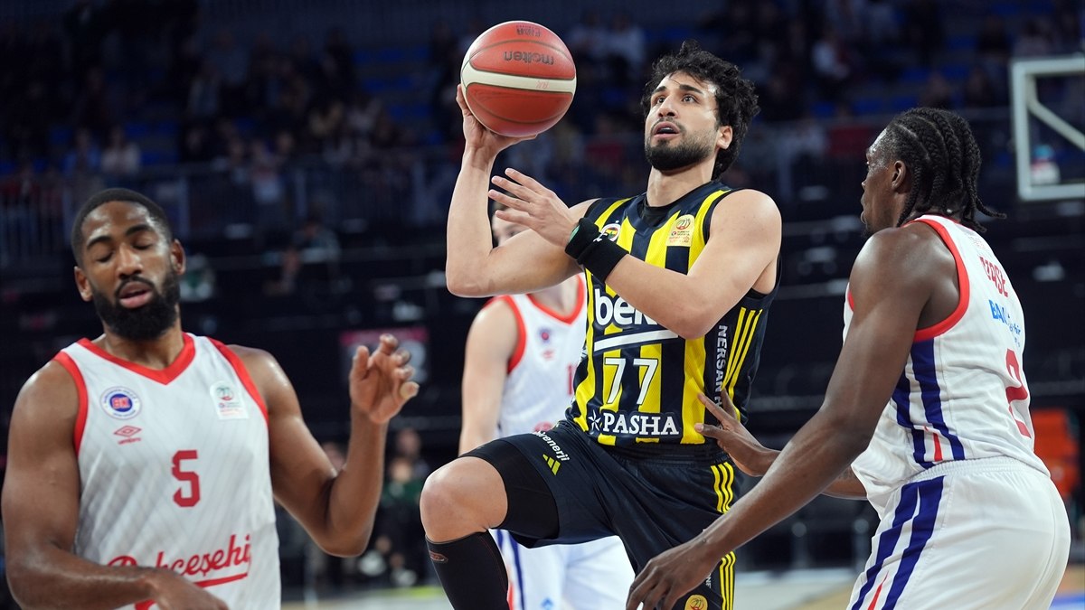 Fenerbahçe’den ayrılan Erten Gazi, Dinamo Sassari’nin yolunu tuttu