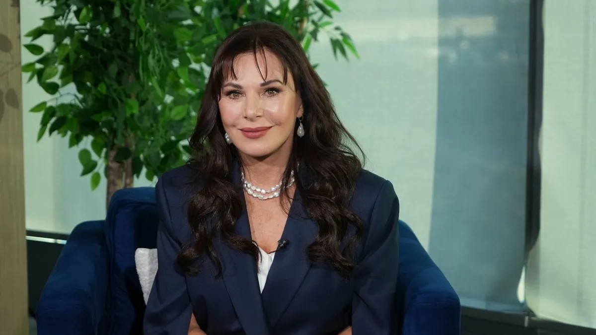 Oyuncu Şenay Gürler’den itiraflar: “Bir oyuncuda nasıl olabilir?” Söyleyince çok şaşıracaksınız… Kendimle mücadele ediyorum!