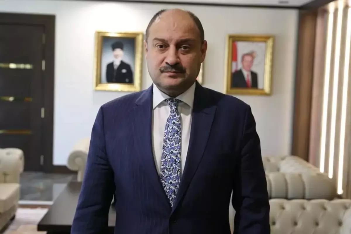 Yeniden Refah Partisi’nden istifa eden belediye başkanının AK Parti’ye geçeceği iddia edildi