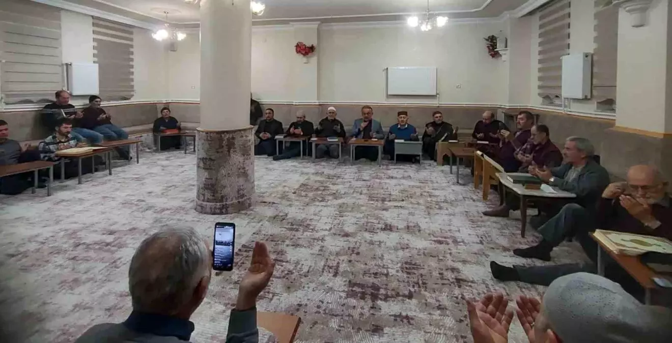 Bayburt’ta Hatim Duası ve Ramazan Temennisi